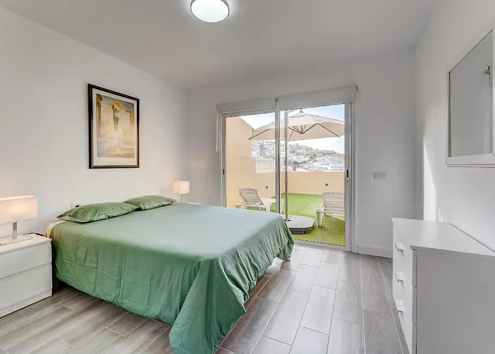 Great Terrace Ac In Heated Pool Wifi Parking