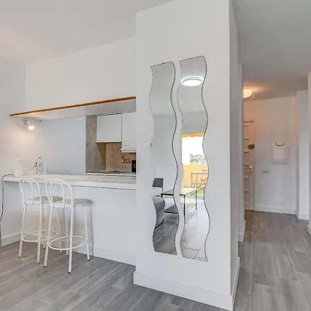 Great Terrace Ac In Heated Pool Wifi Parking Daire